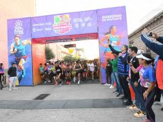 Disfrutan del medio maratón Irapuato 2024 “feria de las fresas”