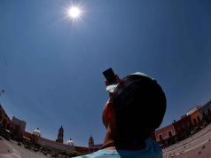 Disfrutan irapuatenses de eclipse de sol