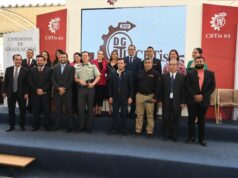 Reconocen esfuerzo de graduados del cbtis 65
