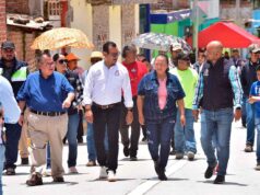 SUPERVISAN PAVIMENTACIÓN EN LA CALERA