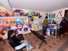 BRINDAN APOYO EN CASA DE LA MUJER