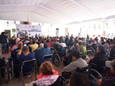 ENTREGAN SILLAS DE RUEDAS A PERSONAS CON DISCAPACIDAD Y MOVILIDAD REDUCIDA
