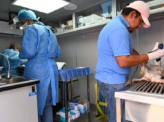 LLEVAN SERVICIOS DE SALUD A LAGUNA LARGA
