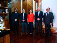 Se reúne Lorena Alfaro con equipo de Ford motor company México