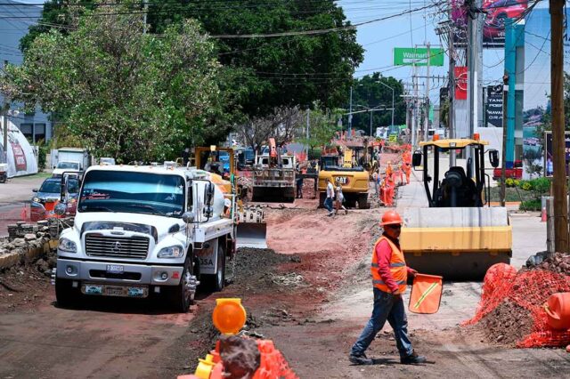 AVANZA MODERNIZACIÓN DE BULEVAR A VILLAS
