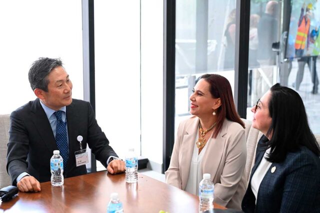 INAUGURAN-PLANTA-SK-TECH-MEXICO-2