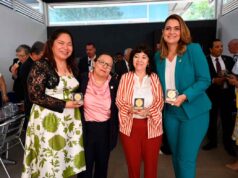 RECONOCE GOBIERNO DE IRAPUATO 75 AÑOS DE TRAYECTORIA DE LA ESCUELA PREPARATORIA OFICIAL