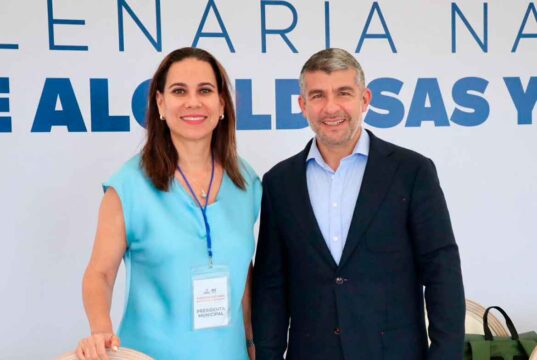 PARTICIPA LORENA ALFARO EN REUNIÓN PLENARIA DE ALCALDES