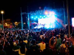 CELEBRAN A LOS PAPÁS CON EL CONCIERTO “LO MEJOR DEL ROCK EN ESPAÑOL” EN EL CENTRO HISTÓRICO