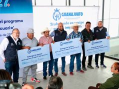ENTREGA GOBIERNO DE IRAPUATO SEGUROS AGROPECUARIOS A 131 PRODUCTORES